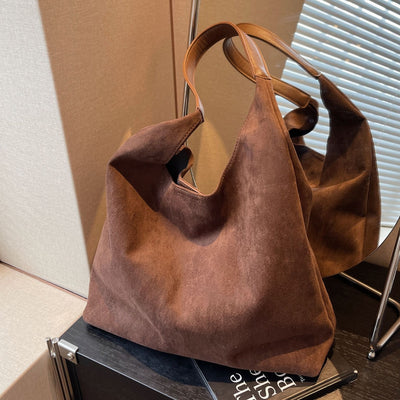 THE MIRAVÉ TOTE