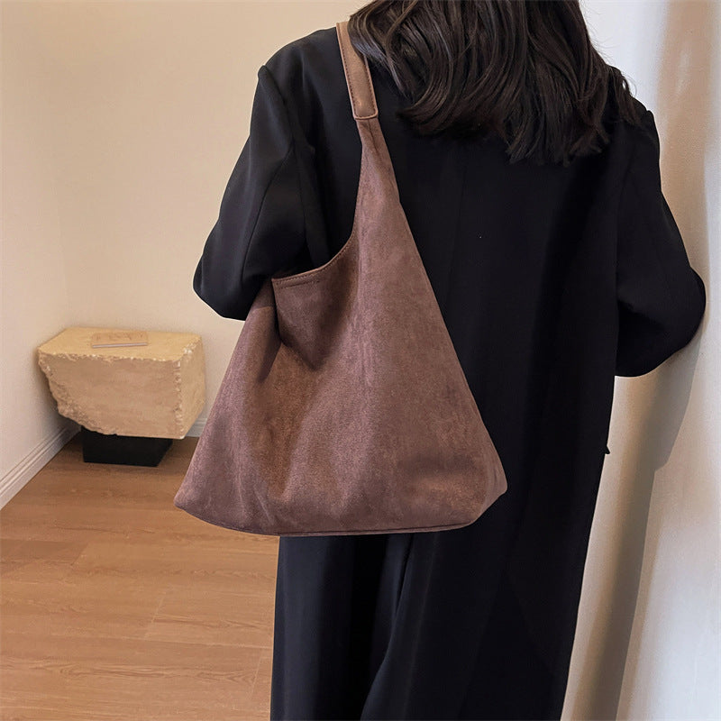THE MIRAVÉ TOTE
