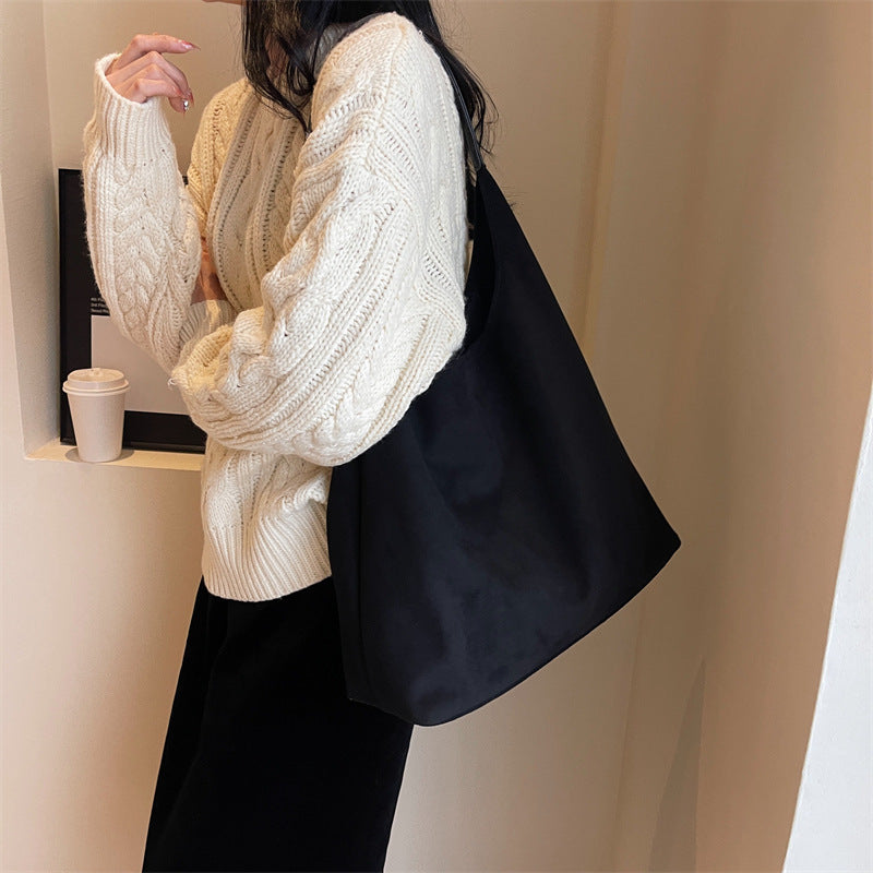 THE MIRAVÉ TOTE