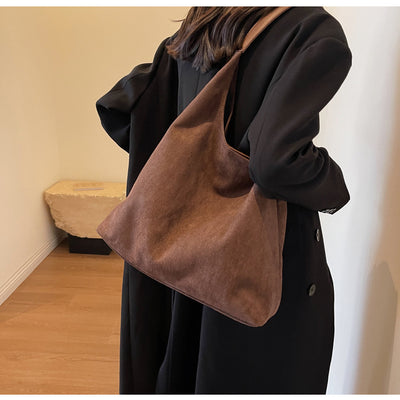 THE MIRAVÉ TOTE